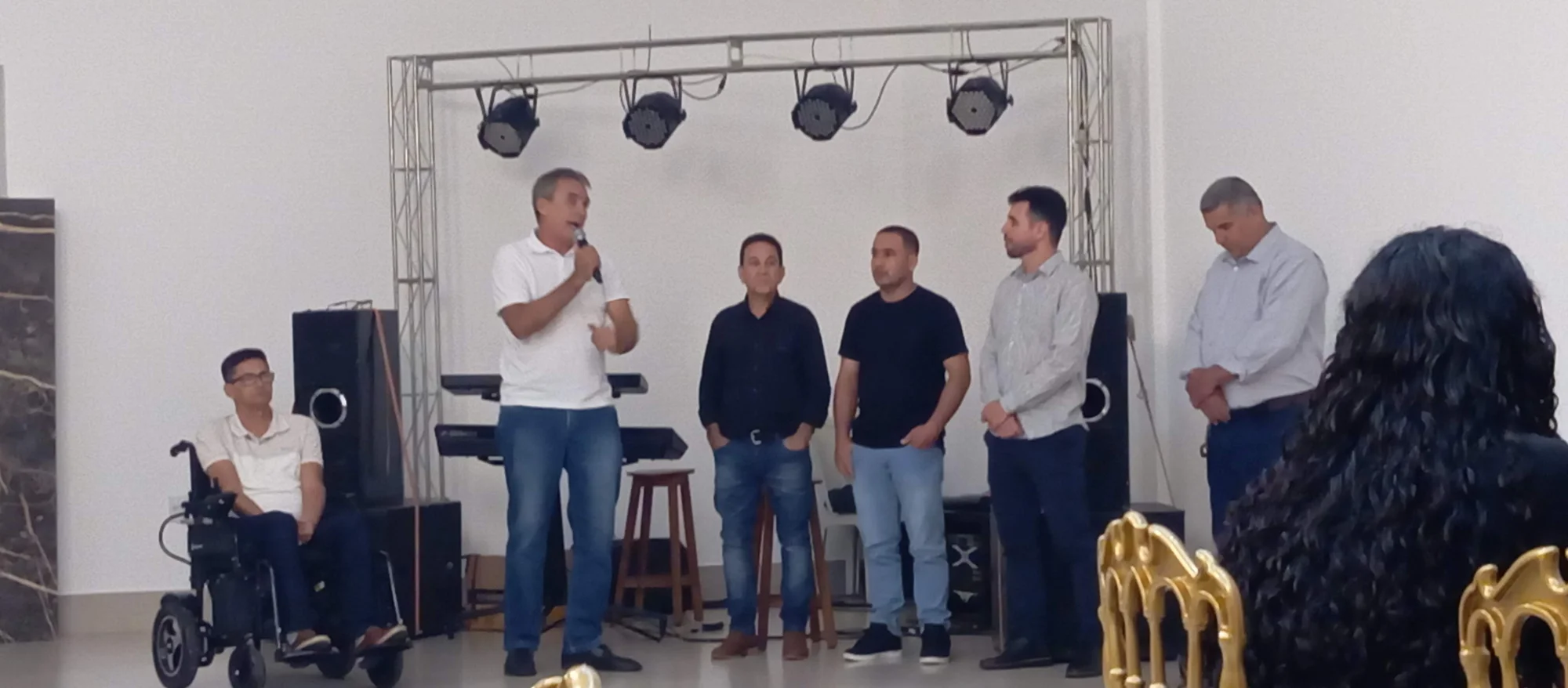 /image/19o-encontro-de-liderancas-rurais-reune-autoridades-associacoes-e-produtores-em-lagoa-dos-patos-mg?src=https%3A%2F%2Fimg2.pixhost.to%2Fimages%2F7461%2F719065407_img_20251205_212602.jpg&w=2000&q=85