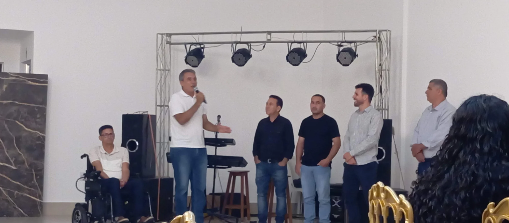 /image/19o-encontro-de-liderancas-rurais-reune-autoridades-associacoes-e-produtores-em-lagoa-dos-patos-mg?src=https%3A%2F%2Fimg2.pixhost.to%2Fimages%2F7461%2F719065410_img_20251205_212611.jpg&w=2000&q=85