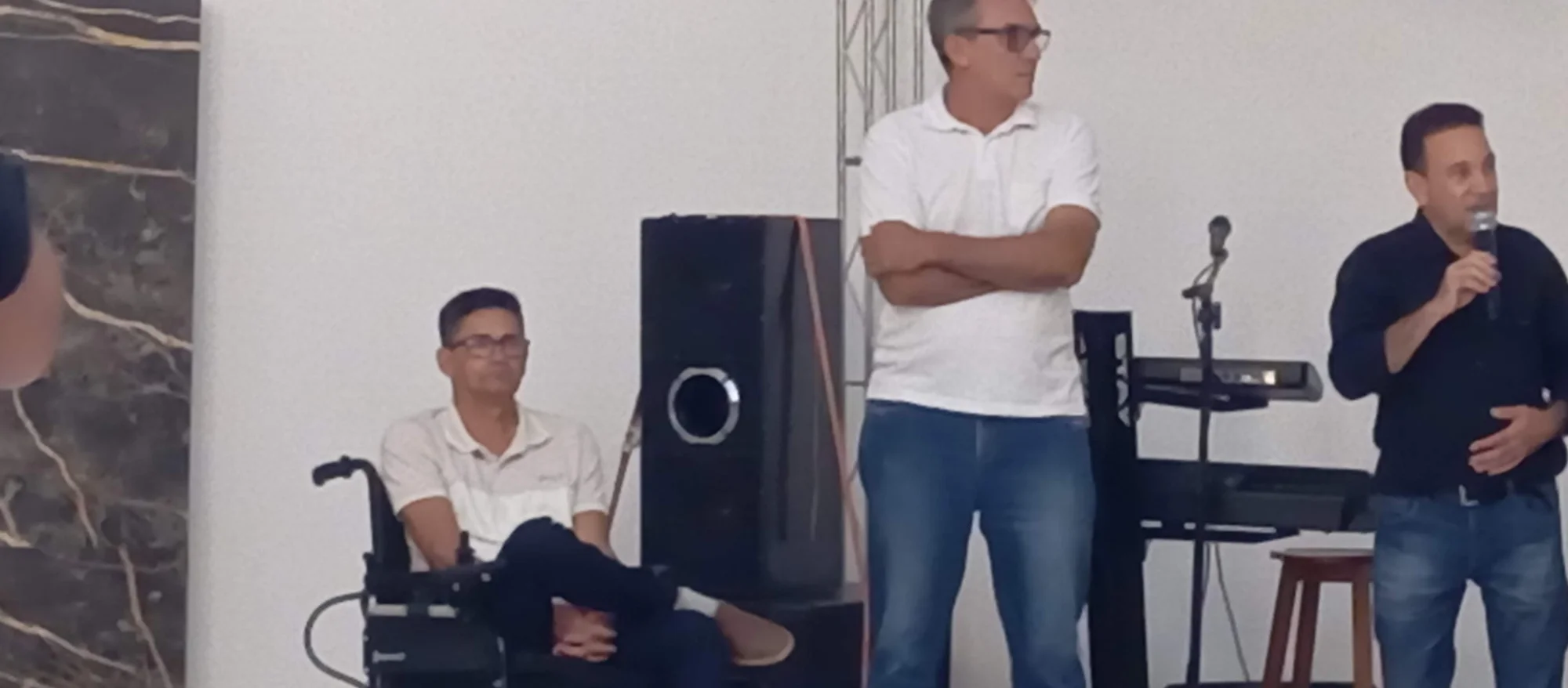 /image/19o-encontro-de-liderancas-rurais-reune-autoridades-associacoes-e-produtores-em-lagoa-dos-patos-mg?src=https%3A%2F%2Fimg2.pixhost.to%2Fimages%2F7461%2F719065550_img_20251205_210637.jpg&w=2000&q=85