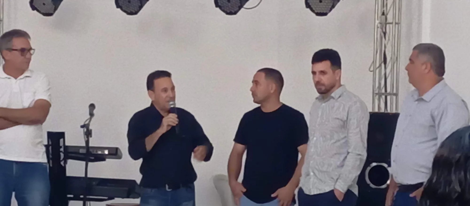 /image/19o-encontro-de-liderancas-rurais-reune-autoridades-associacoes-e-produtores-em-lagoa-dos-patos-mg?src=https%3A%2F%2Fimg2.pixhost.to%2Fimages%2F7461%2F719065552_img_20251205_210642.jpg&w=2000&q=85
