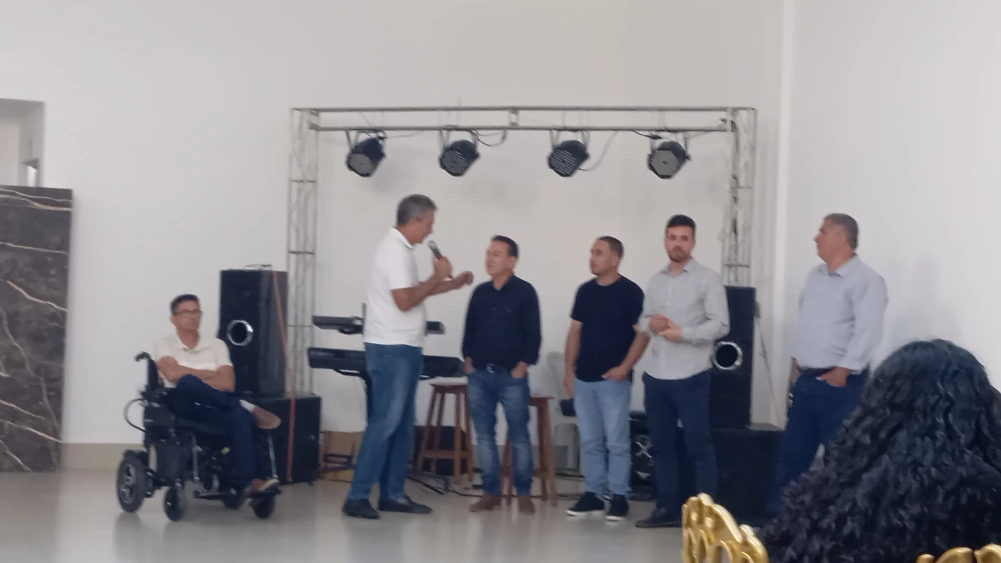 /image/19o-encontro-de-liderancas-rurais-reune-autoridades-associacoes-e-produtores-em-lagoa-dos-patos-mg?src=https%3A%2F%2Fimg2.pixhost.to%2Fimages%2F7461%2F719065642_img_20251205_212250.jpg&w=2000&q=85