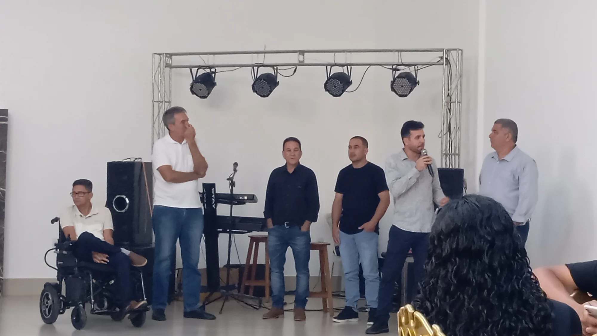 /image/19o-encontro-de-liderancas-rurais-reune-autoridades-associacoes-e-produtores-em-lagoa-dos-patos-mg?src=https%3A%2F%2Fimg2.pixhost.to%2Fimages%2F7461%2F719065644_img_20251205_211903.jpg&w=2000&q=85