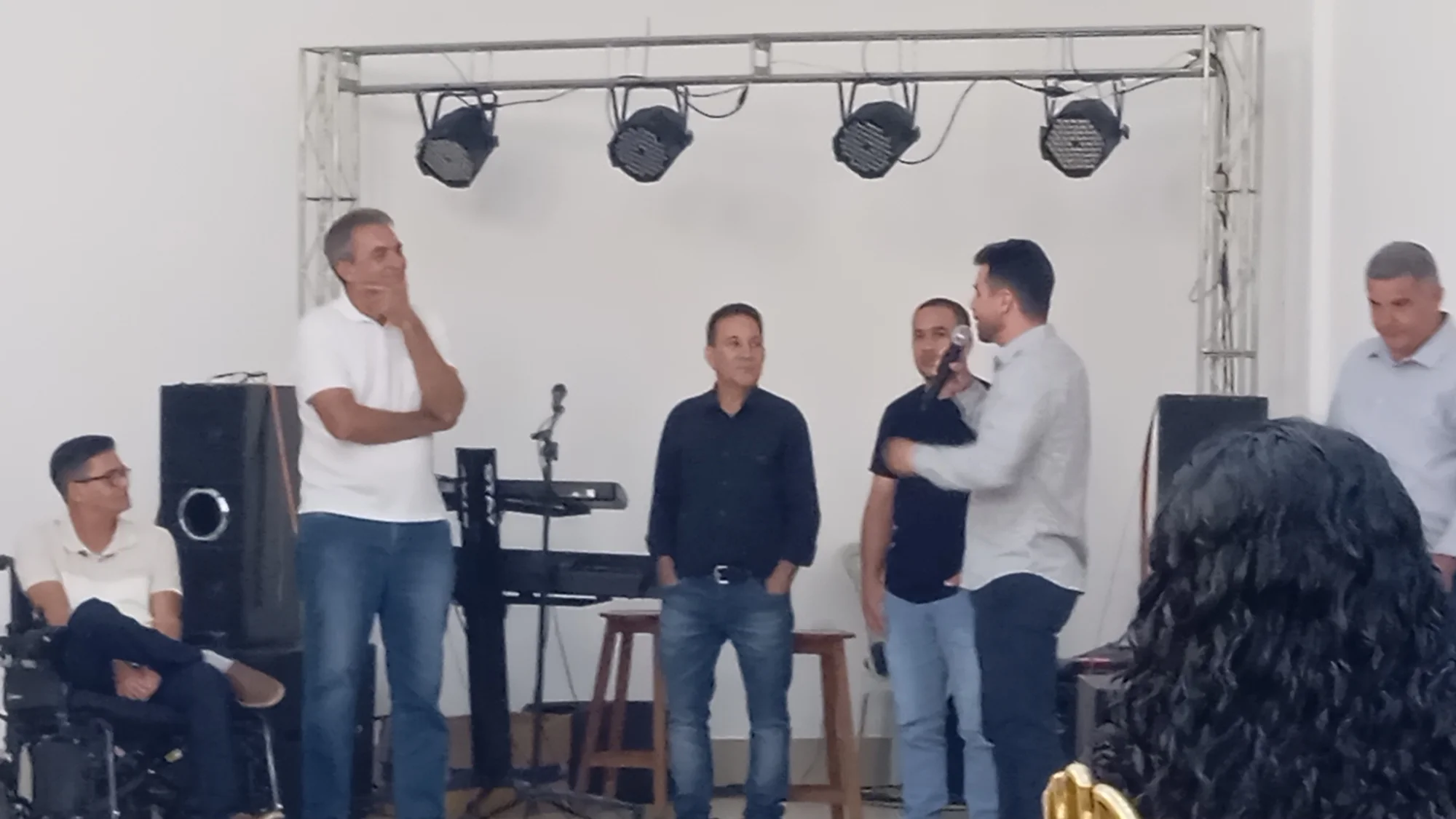 /image/19o-encontro-de-liderancas-rurais-reune-autoridades-associacoes-e-produtores-em-lagoa-dos-patos-mg?src=https%3A%2F%2Fimg2.pixhost.to%2Fimages%2F7461%2F719065649_img_20251205_211944.jpg&w=2000&q=85