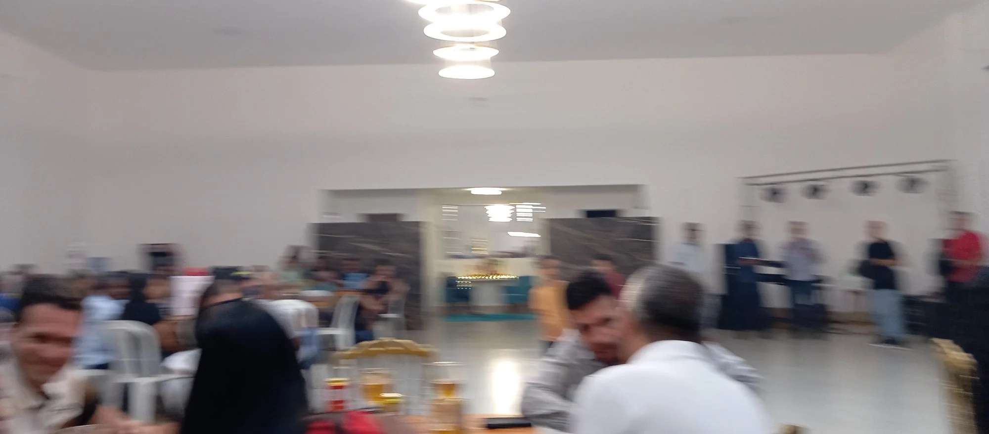 /image/19o-encontro-de-liderancas-rurais-reune-autoridades-associacoes-e-produtores-em-lagoa-dos-patos-mg?src=https%3A%2F%2Fimg2.pixhost.to%2Fimages%2F7461%2F719066836_img_20251205_220150.jpg&w=2000&q=85
