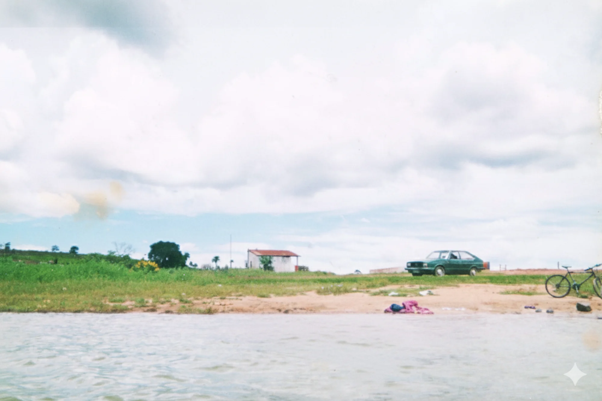 /image/a-historia-da-barragem-da-lagoa-a-origem-do-nome-de-lagoa-dos-patos-mg?src=https%3A%2F%2Fimg1.pixhost.to%2Fimages%2F10747%2F669624963_barragem-balneario-lagoa-dos-patos-mg.png&w=2000&q=85