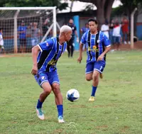Imagem da galeria do artigo: É campeão! União Bet levanta a taça do 2º Campeonato Regional de Futebol de Campo de Lagoa dos Patos