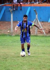 Imagem da galeria do artigo: É campeão! União Bet levanta a taça do 2º Campeonato Regional de Futebol de Campo de Lagoa dos Patos