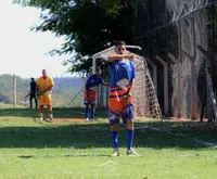 Imagem da galeria do artigo: É campeão! União Bet levanta a taça do 2º Campeonato Regional de Futebol de Campo de Lagoa dos Patos