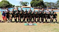 Imagem da galeria do artigo: É campeão! União Bet levanta a taça do 2º Campeonato Regional de Futebol de Campo de Lagoa dos Patos