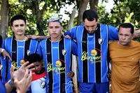 Imagem da galeria do artigo: É campeão! União Bet levanta a taça do 2º Campeonato Regional de Futebol de Campo de Lagoa dos Patos