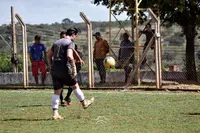 Imagem da galeria do artigo: É campeão! União Bet levanta a taça do 2º Campeonato Regional de Futebol de Campo de Lagoa dos Patos