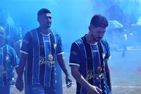 Imagem da galeria do artigo: É campeão! União Bet levanta a taça do 2º Campeonato Regional de Futebol de Campo de Lagoa dos Patos