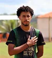 Imagem da galeria do artigo: É campeão! União Bet levanta a taça do 2º Campeonato Regional de Futebol de Campo de Lagoa dos Patos