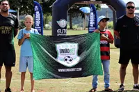Imagem da galeria do artigo: É campeão! União Bet levanta a taça do 2º Campeonato Regional de Futebol de Campo de Lagoa dos Patos