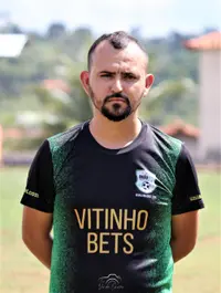 Imagem da galeria do artigo: É campeão! União Bet levanta a taça do 2º Campeonato Regional de Futebol de Campo de Lagoa dos Patos