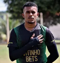 Imagem da galeria do artigo: É campeão! União Bet levanta a taça do 2º Campeonato Regional de Futebol de Campo de Lagoa dos Patos