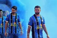 Imagem da galeria do artigo: É campeão! União Bet levanta a taça do 2º Campeonato Regional de Futebol de Campo de Lagoa dos Patos