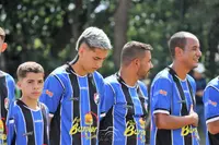 Imagem da galeria do artigo: É campeão! União Bet levanta a taça do 2º Campeonato Regional de Futebol de Campo de Lagoa dos Patos