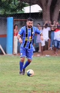 Imagem da galeria do artigo: É campeão! União Bet levanta a taça do 2º Campeonato Regional de Futebol de Campo de Lagoa dos Patos