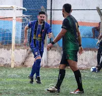 Imagem da galeria do artigo: É campeão! União Bet levanta a taça do 2º Campeonato Regional de Futebol de Campo de Lagoa dos Patos