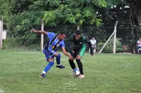 Imagem da galeria do artigo: É campeão! União Bet levanta a taça do 2º Campeonato Regional de Futebol de Campo de Lagoa dos Patos