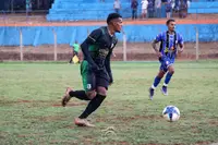 Imagem da galeria do artigo: É campeão! União Bet levanta a taça do 2º Campeonato Regional de Futebol de Campo de Lagoa dos Patos