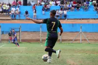 Imagem da galeria do artigo: É campeão! União Bet levanta a taça do 2º Campeonato Regional de Futebol de Campo de Lagoa dos Patos