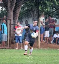 Imagem da galeria do artigo: É campeão! União Bet levanta a taça do 2º Campeonato Regional de Futebol de Campo de Lagoa dos Patos