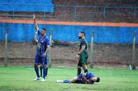 Imagem da galeria do artigo: É campeão! União Bet levanta a taça do 2º Campeonato Regional de Futebol de Campo de Lagoa dos Patos