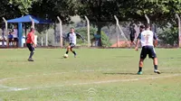 Imagem da galeria do artigo: É campeão! União Bet levanta a taça do 2º Campeonato Regional de Futebol de Campo de Lagoa dos Patos