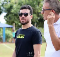 Imagem da galeria do artigo: É campeão! União Bet levanta a taça do 2º Campeonato Regional de Futebol de Campo de Lagoa dos Patos