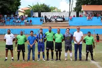 Imagem da galeria do artigo: É campeão! União Bet levanta a taça do 2º Campeonato Regional de Futebol de Campo de Lagoa dos Patos
