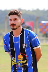 Imagem da galeria do artigo: É campeão! União Bet levanta a taça do 2º Campeonato Regional de Futebol de Campo de Lagoa dos Patos
