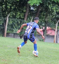 Imagem da galeria do artigo: É campeão! União Bet levanta a taça do 2º Campeonato Regional de Futebol de Campo de Lagoa dos Patos