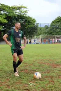 Imagem da galeria do artigo: É campeão! União Bet levanta a taça do 2º Campeonato Regional de Futebol de Campo de Lagoa dos Patos