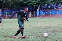 Imagem da galeria do artigo: É campeão! União Bet levanta a taça do 2º Campeonato Regional de Futebol de Campo de Lagoa dos Patos