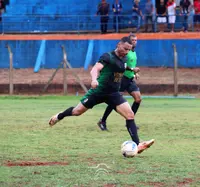 Imagem da galeria do artigo: É campeão! União Bet levanta a taça do 2º Campeonato Regional de Futebol de Campo de Lagoa dos Patos
