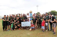 Imagem da galeria do artigo: É campeão! União Bet levanta a taça do 2º Campeonato Regional de Futebol de Campo de Lagoa dos Patos