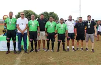 Imagem da galeria do artigo: É campeão! União Bet levanta a taça do 2º Campeonato Regional de Futebol de Campo de Lagoa dos Patos