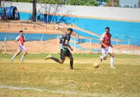 Imagem da galeria do artigo: EM FOTOS: Confira os registros da classificação épica do Arsenal sobre o Oriente na Semifinal do Regional 2026 em Lagoa dos Patos MG