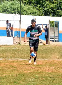 Imagem da galeria do artigo: EM FOTOS: Confira os registros da classificação épica do Arsenal sobre o Oriente na Semifinal do Regional 2026 em Lagoa dos Patos MG