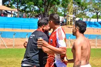 Imagem da galeria do artigo: EM FOTOS: Confira os registros da classificação épica do Arsenal sobre o Oriente na Semifinal do Regional 2026 em Lagoa dos Patos MG