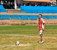 Imagem da galeria do artigo: EM FOTOS: Confira os registros da classificação épica do Arsenal sobre o Oriente na Semifinal do Regional 2026 em Lagoa dos Patos MG