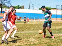Imagem da galeria do artigo: EM FOTOS: Confira os registros da classificação épica do Arsenal sobre o Oriente na Semifinal do Regional 2026 em Lagoa dos Patos MG