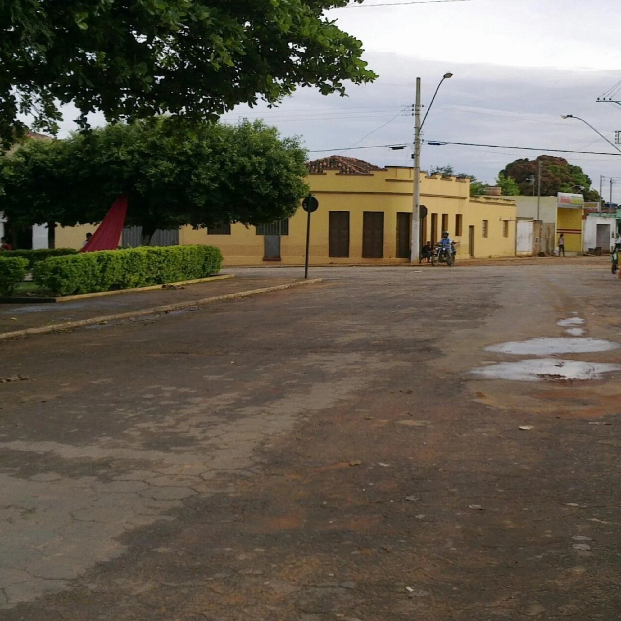 /image/fotos-antigas-lagoa-dos-patos-mg-em-memorias?src=https%3A%2F%2Fimg1.pixhost.to%2Fimages%2F11691%2F685943695_fotos-antigas-lagoa-dos-patos-mg-13.jpg&w=2000&q=85