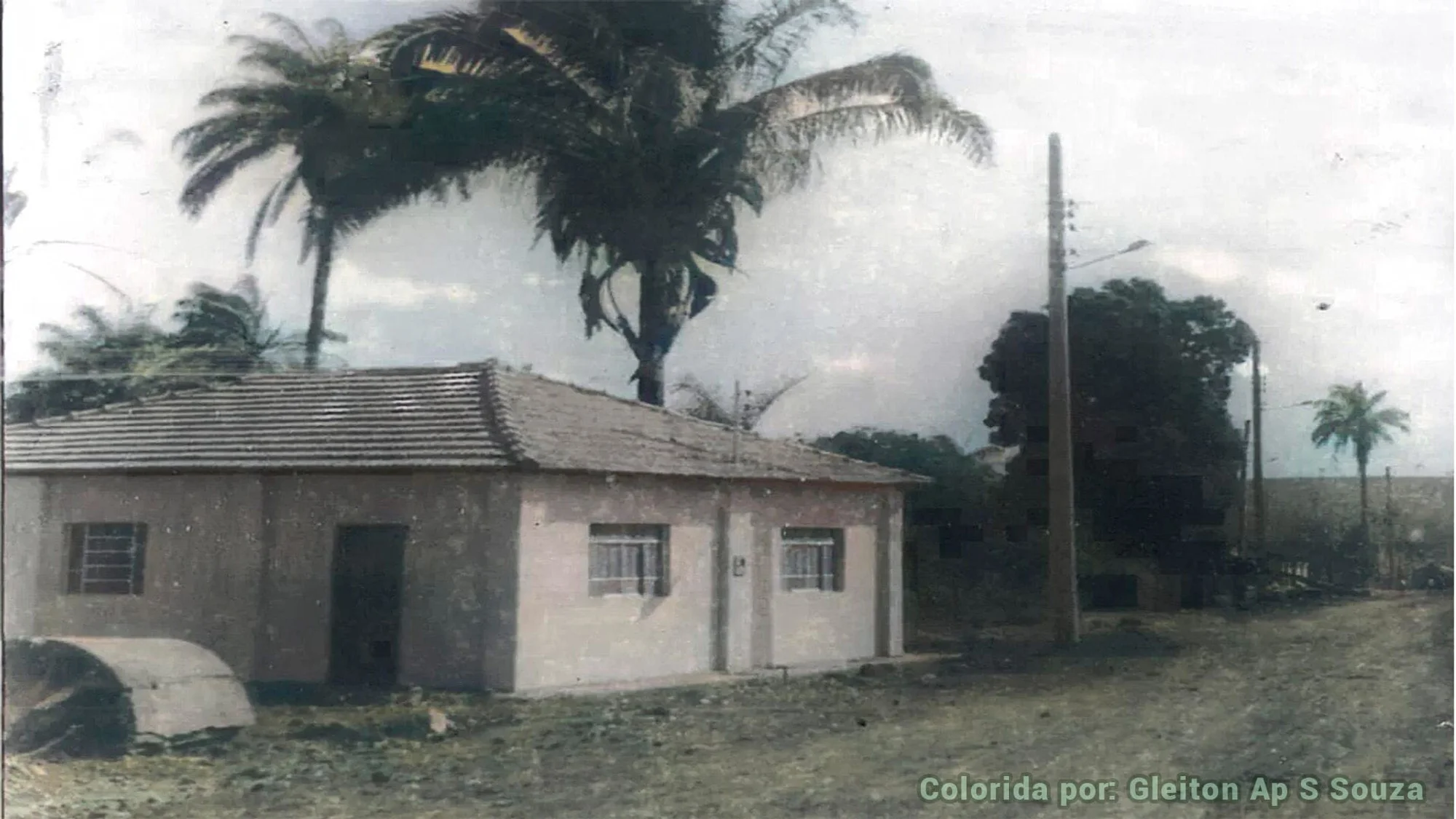 /image/fotos-antigas-lagoa-dos-patos-mg-em-memorias?src=https%3A%2F%2Frogresph.sirv.com%2Fsala-mineira%2Ffotos%2Fassociacao-galpao-lagoa-dos-patos-mg-colorida.jpg&w=2000&q=85