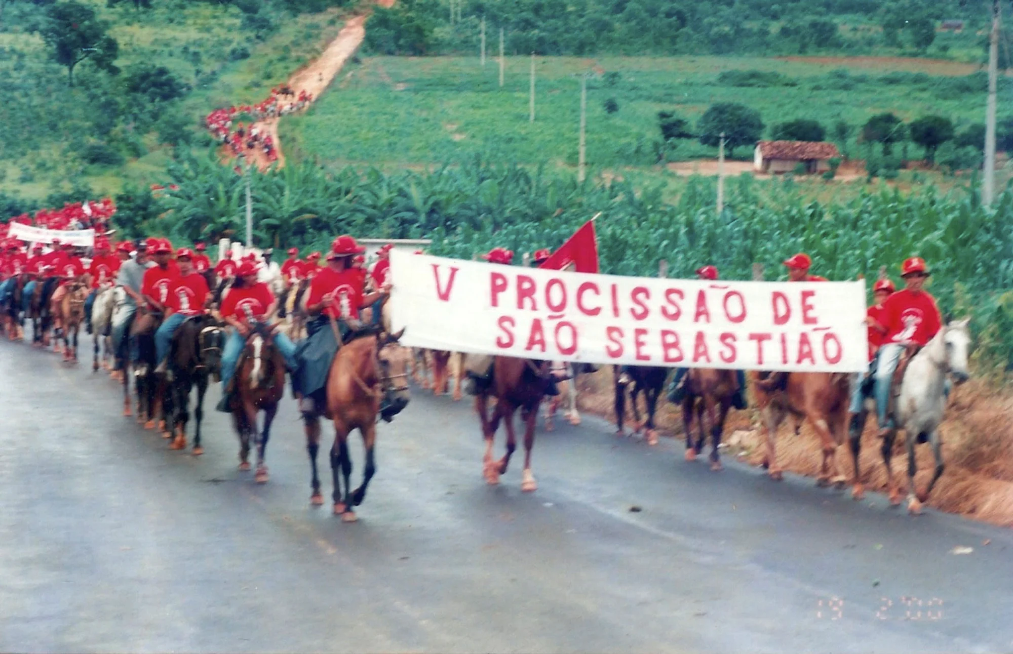 /image/lagoa-dos-patos-mg-celebra-60-anos-de-emancipacao-politica?src=https%3A%2F%2Fsalamineira.netlify.app%2Ffotos-antigas%2Fremini%2Ffotos-antigas-lagoa-dos-patos-mg-38.jpg&w=2000&q=85
