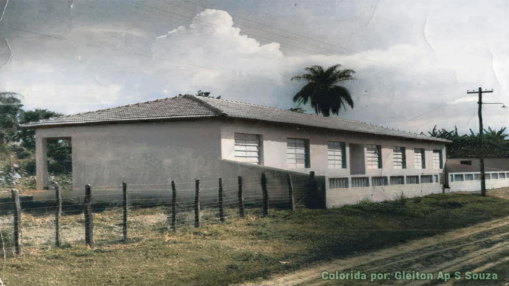 /image/lagoa-dos-patos-mg-celebra-60-anos-de-emancipacao-politica?src=https%3A%2F%2Fsalamineira.netlify.app%2Ffotos-antigas%2Fremini%2Ffotos-antigas-lagoa-dos-patos-mg-53.jpg&w=2000&q=85