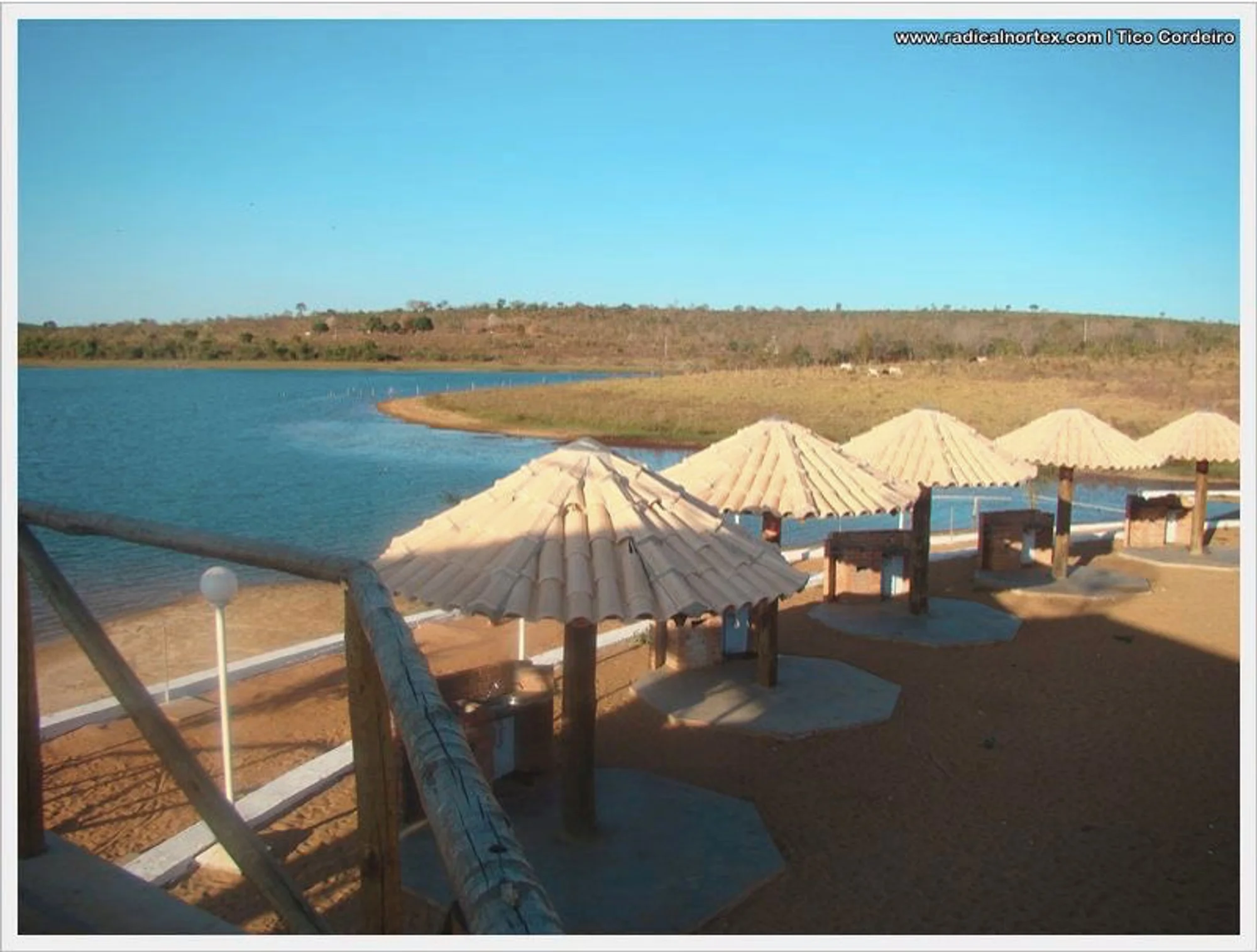 /image/lagoa-dos-patos-mg-celebra-60-anos-de-emancipacao-politica?src=https%3A%2F%2Fsalamineira.netlify.app%2Ffotos-antigas%2Fremini%2Ffotos-antigas-lagoa-dos-patos-mg-72.jpg&w=2000&q=85